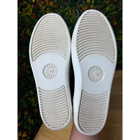 Ugg Aika Sneaker Shoes Suede Snap Button Ankle Boots Black Women 8.5 1109632 GUC - Picture 9 of 13